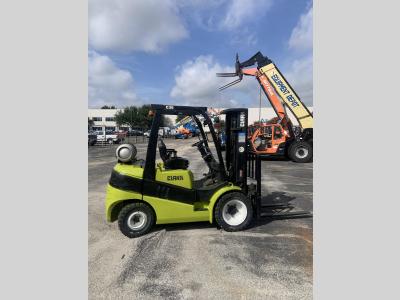 Gallery Thumbnail - Subcategory - 0-19,999 Lb Pneumatic Tire Forklift Trucks | image 2