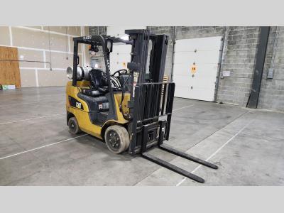 Gallery Thumbnail - Subcategory - 0-19,999 Lb Cushion Tire Forklift Trucks | image 3