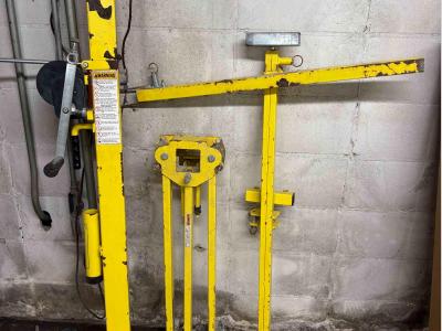 Gallery Thumbnail - Subcategory - Material Lifts | image 0