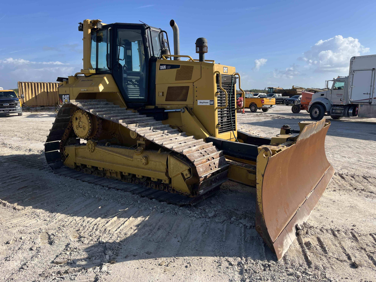 Subcategory - 115-179 HP Crawler Dozers | image 4