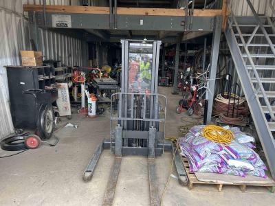 Gallery Thumbnail - Subcategory - Walk-Behind Electric Stackers | image 3