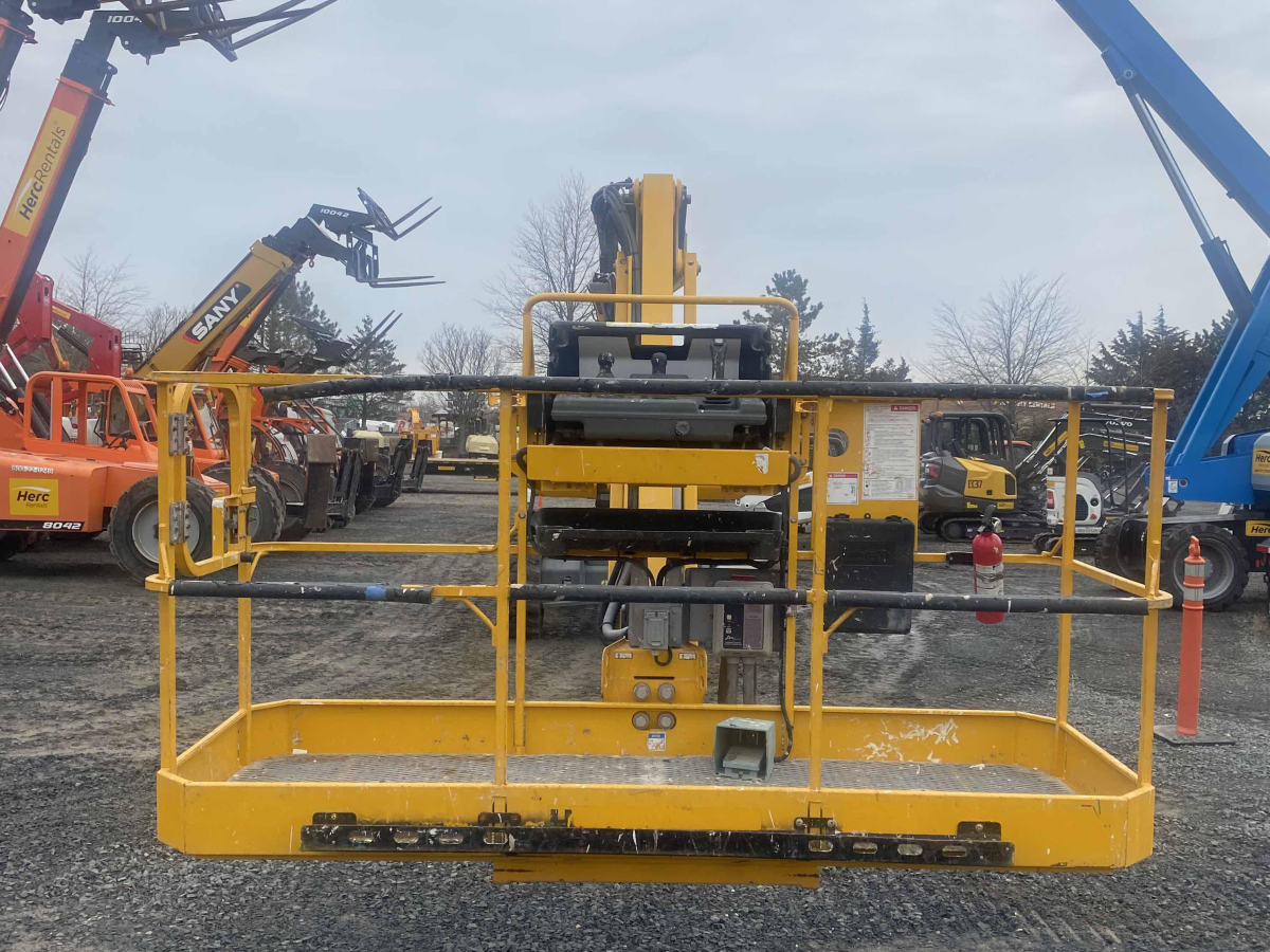 Subcategory - 80-129 Ft Articulating Booms | image 1