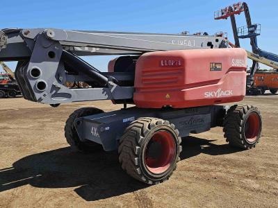 Gallery Thumbnail - Subcategory - 80-129 Ft Articulating Booms | image 14