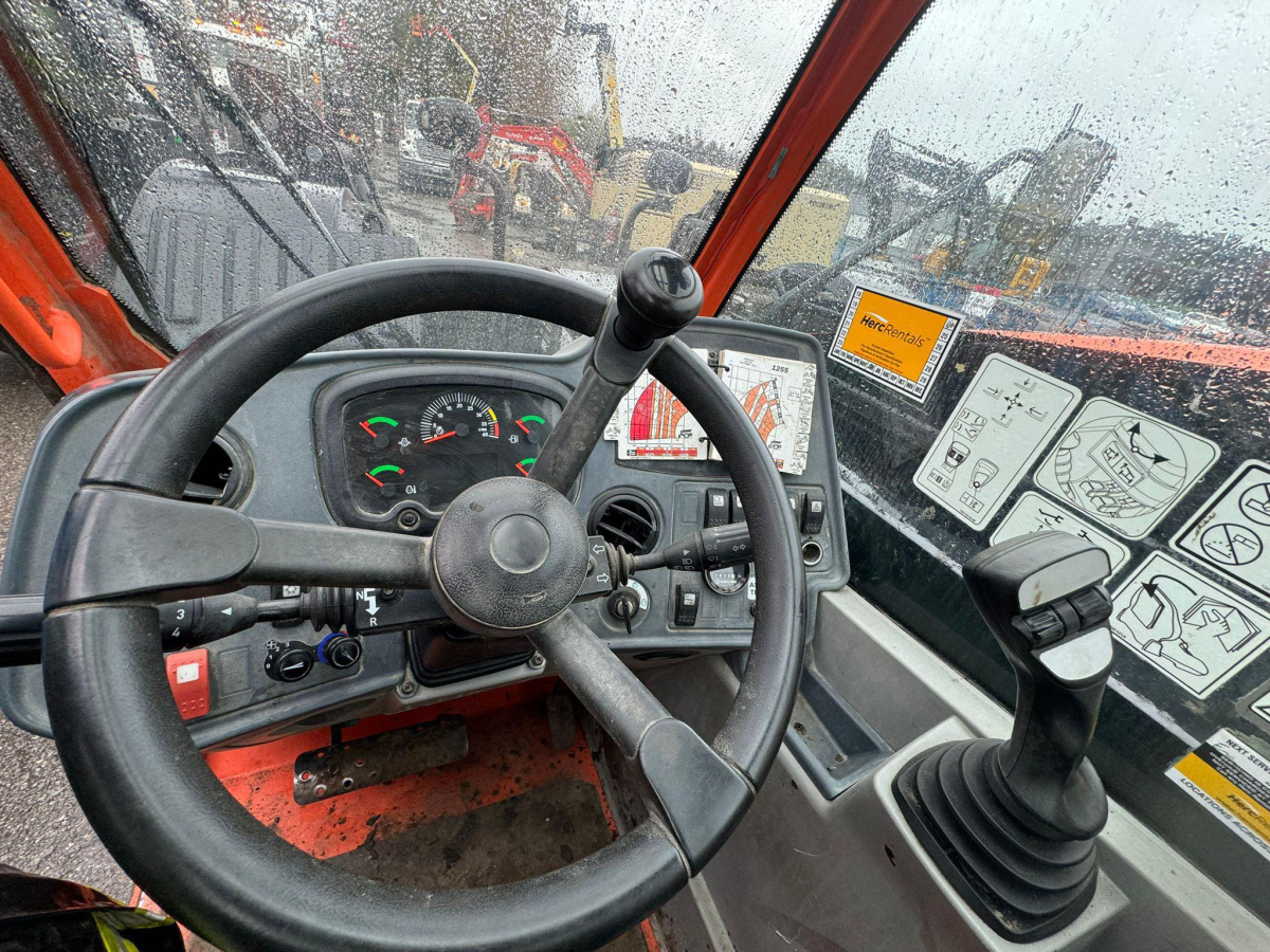 Subcategory - 11,000+ Lb Telehandlers | image 10