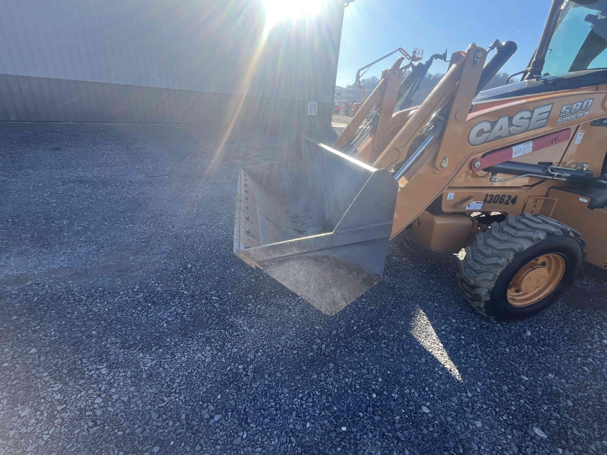 Subcategory - 70+ HP Backhoe Loaders | image 3