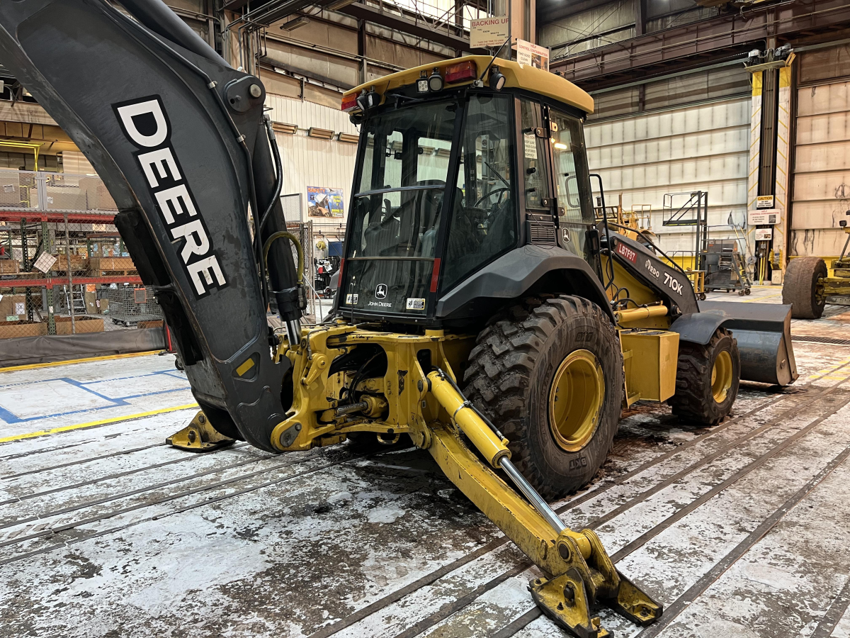 Subcategory - 70+ HP Backhoe Loaders | image 3