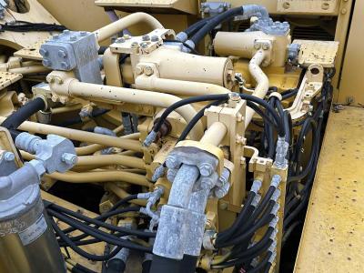 Gallery Thumbnail - Subcategory - 100,000+ Lb Excavators | image 27