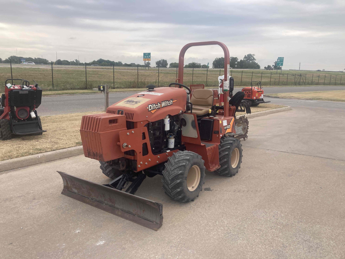 Detail Photo - 2018 Ditch Witch RT45 | image 2