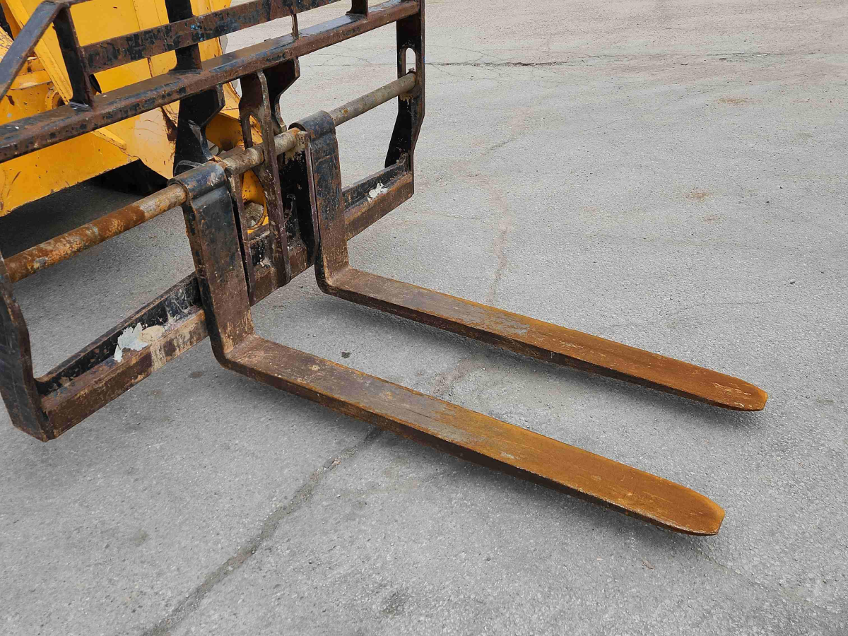Subcategory - 11,000+ Lb Telehandlers | image 15