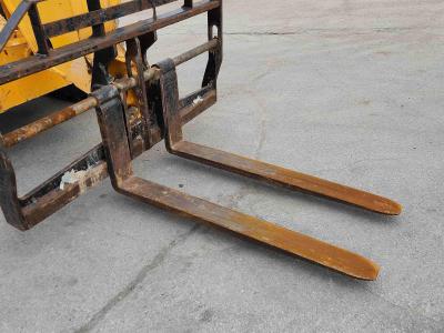 Gallery Thumbnail - Subcategory - 11,000+ Lb Telehandlers | image 15