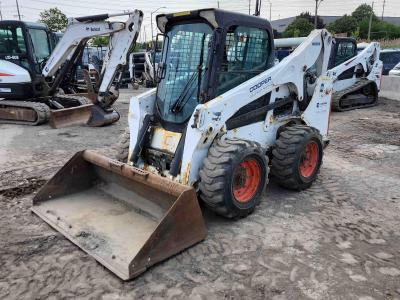 Gallery Thumbnail - Subcategory - 3,000+ Lb Skid Steer Loaders | image 0