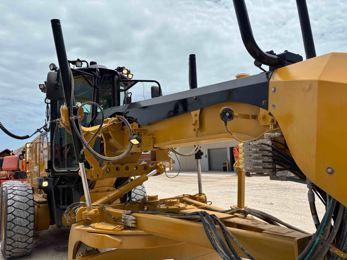 Subcategory - Motor Graders | image 12