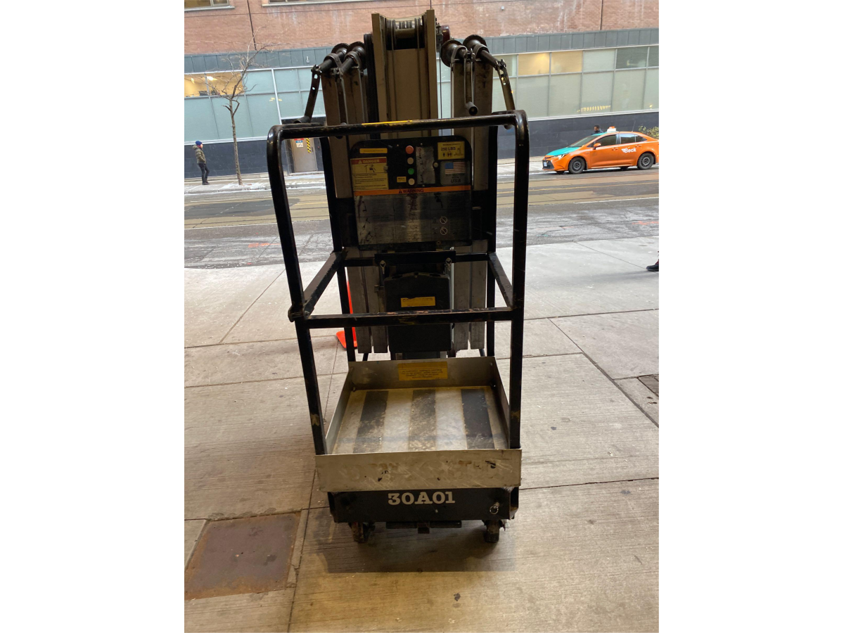 Subcategory - Push Around Mast Lifts | image 3
