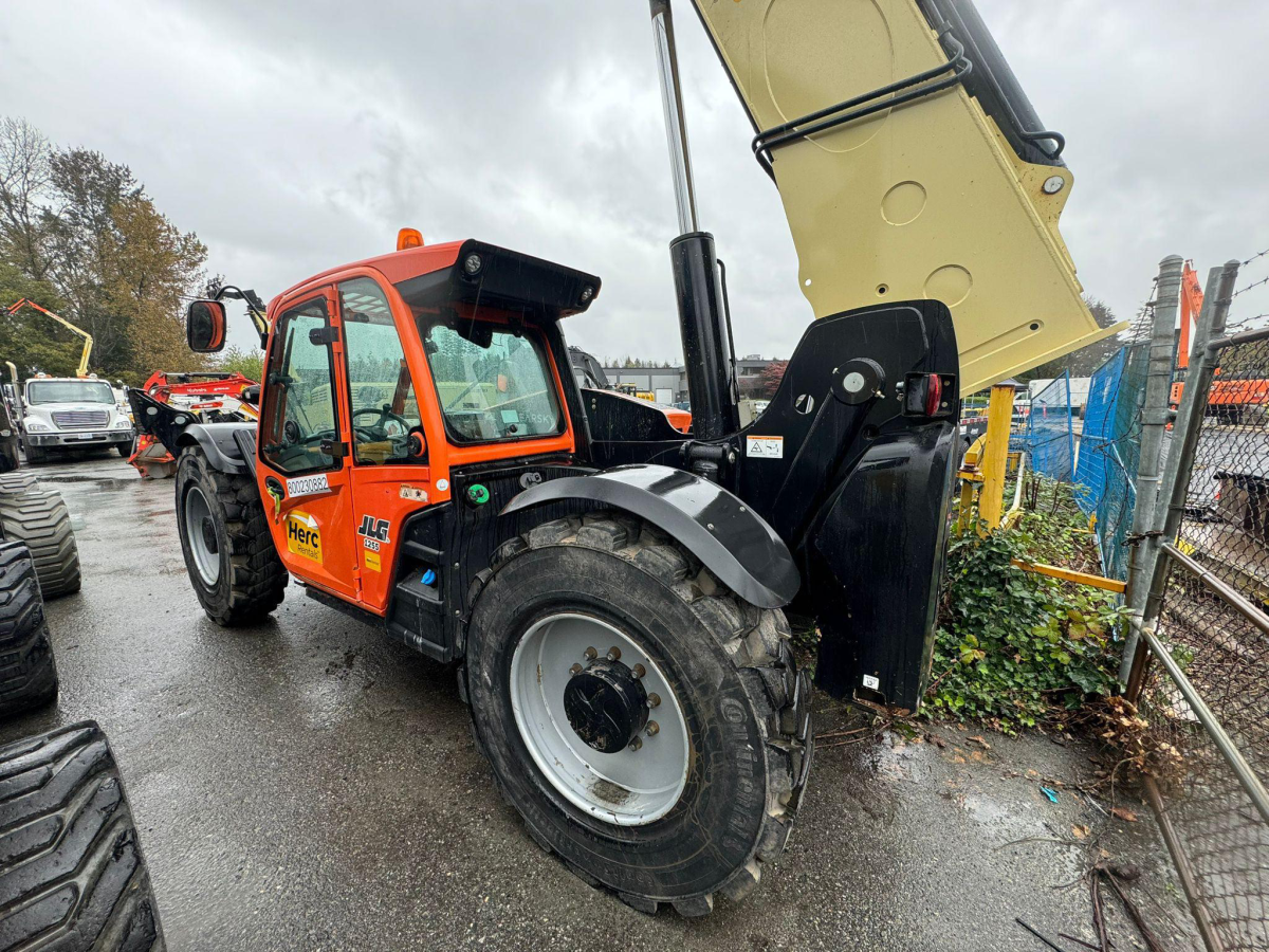 Subcategory - 11,000+ Lb Telehandlers | image 8