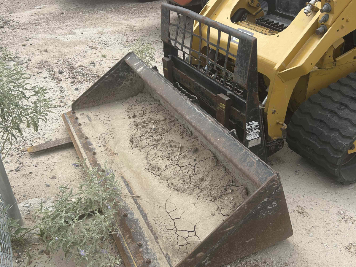 Subcategory - 2,000+ Lb Compact Track Loaders | image 4