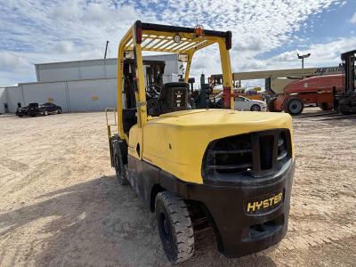 Gallery Thumbnail - Subcategory - 0-19,999 Lb Pneumatic Tire Forklift Trucks | image 3