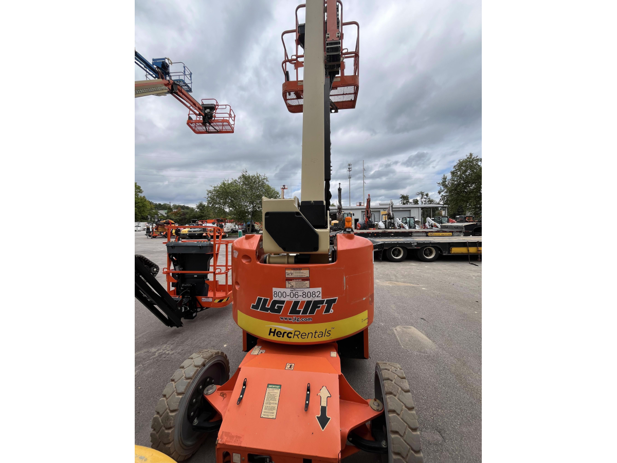 Subcategory - 40+ Ft Electric Articulating Booms | image 0