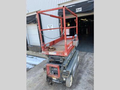 Gallery Thumbnail - Subcategory - 19+ Ft Electric Scissor Lifts | image 1