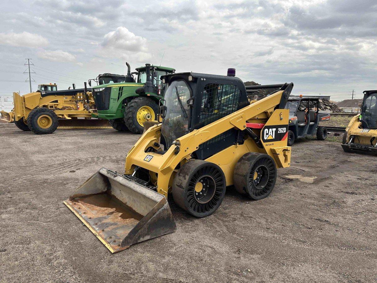 Detail Photo - 2017 Caterpillar 262D | image 0