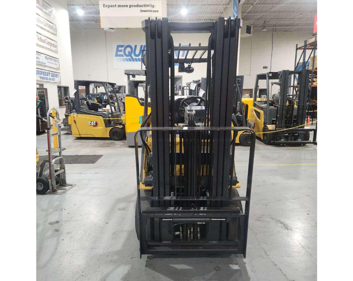 Subcategory - 0-19,999 Lb Cushion Tire Forklift Trucks | image 3