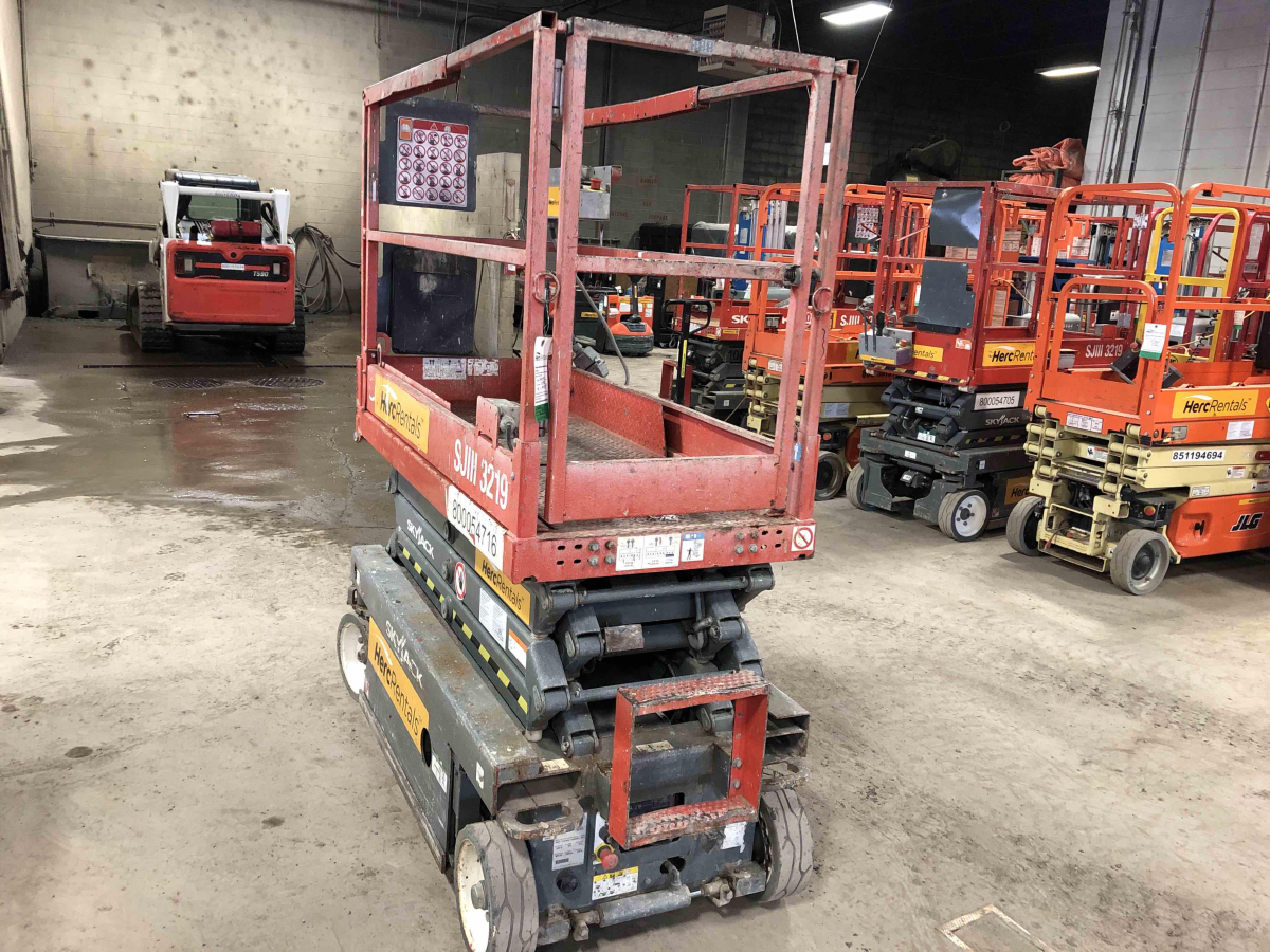 Subcategory - 19+ Ft Electric Scissor Lifts | image 1
