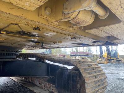 Gallery Thumbnail - Subcategory - 100,000+ Lb Excavators | image 21