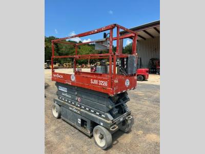 Gallery Thumbnail - Subcategory - 19+ Ft Electric Scissor Lifts | image 2