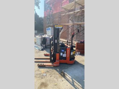 Gallery Thumbnail - Subcategory - Walk-Behind Electric Stackers | image 3