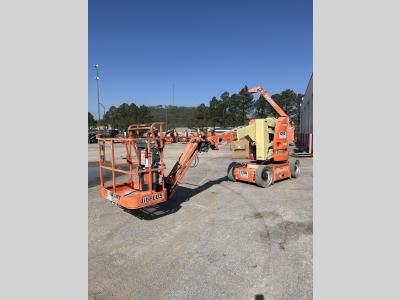 Gallery Thumbnail - Subcategory - 0-39 Ft Electric Articulating Booms | image 2