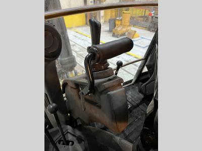 Gallery Thumbnail - Subcategory - 70+ HP Backhoe Loaders | image 9