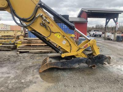 Gallery Thumbnail - Subcategory - 100,000+ Lb Excavators | image 1