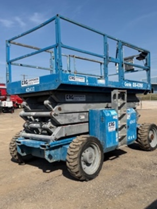 EMRG : 2010 Genie GS-4390 RT | Empower Rental Group