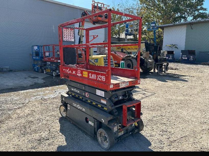 Subcategory - 19+ Ft Electric Scissor Lifts | image 0