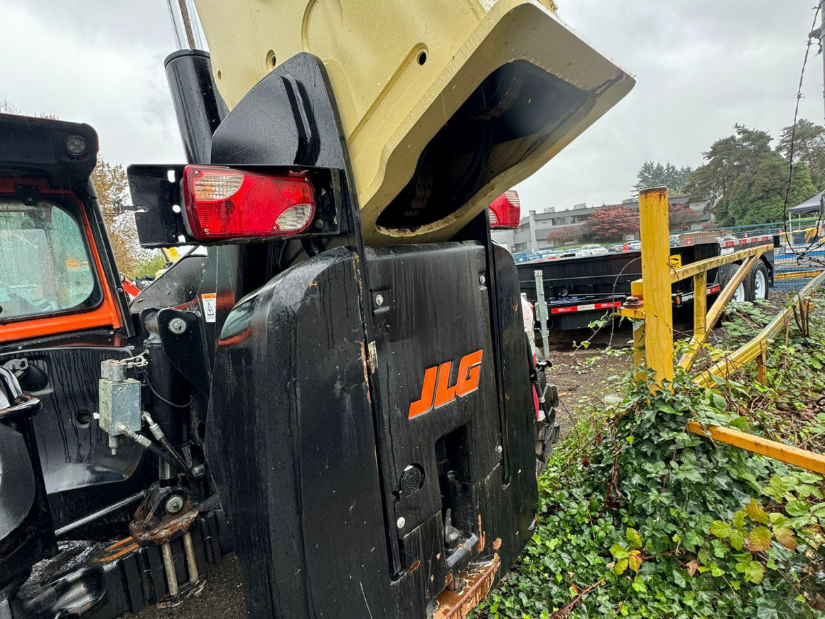 Subcategory - 11,000+ Lb Telehandlers | image 12