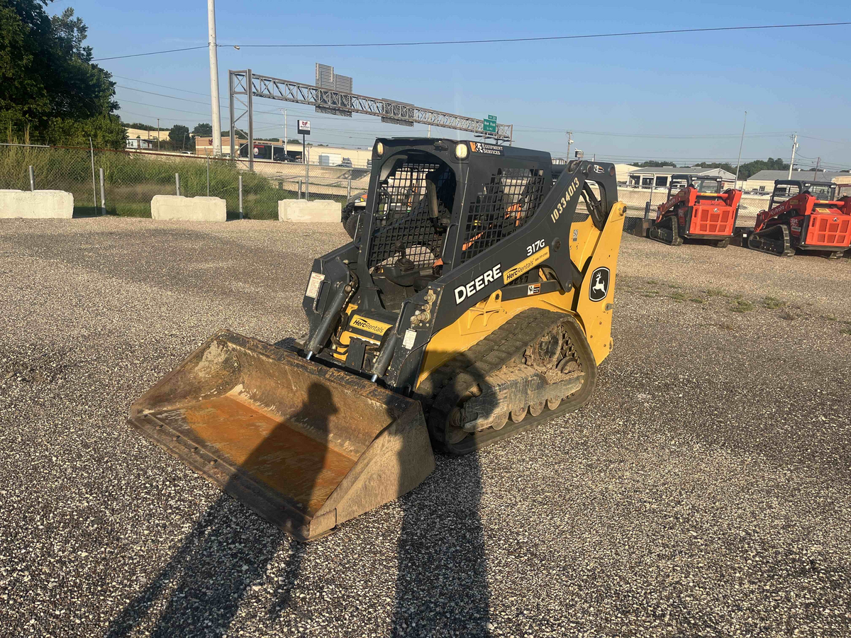 Subcategory - 2,000+ Lb Compact Track Loaders | image 1