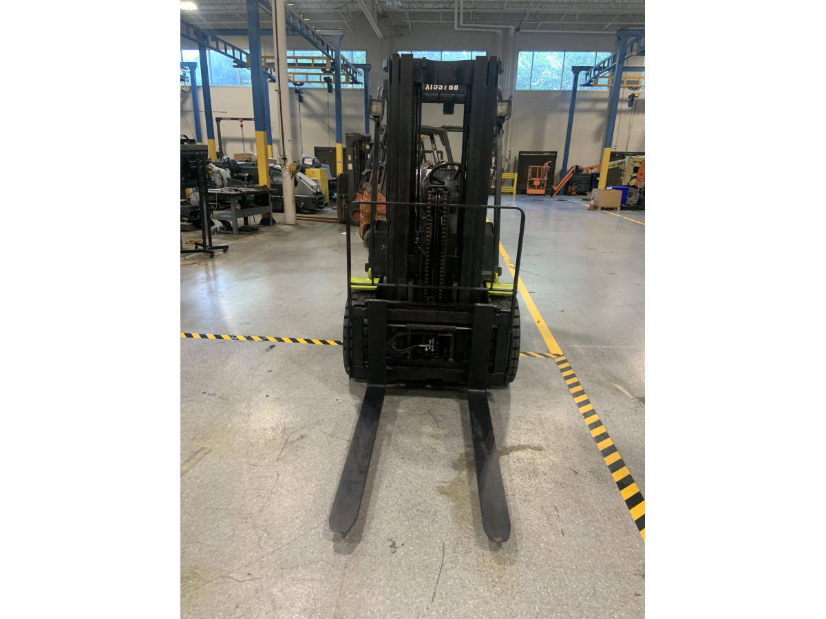 Subcategory - 0-19,999 Lb Pneumatic Tire Forklift Trucks | image 4