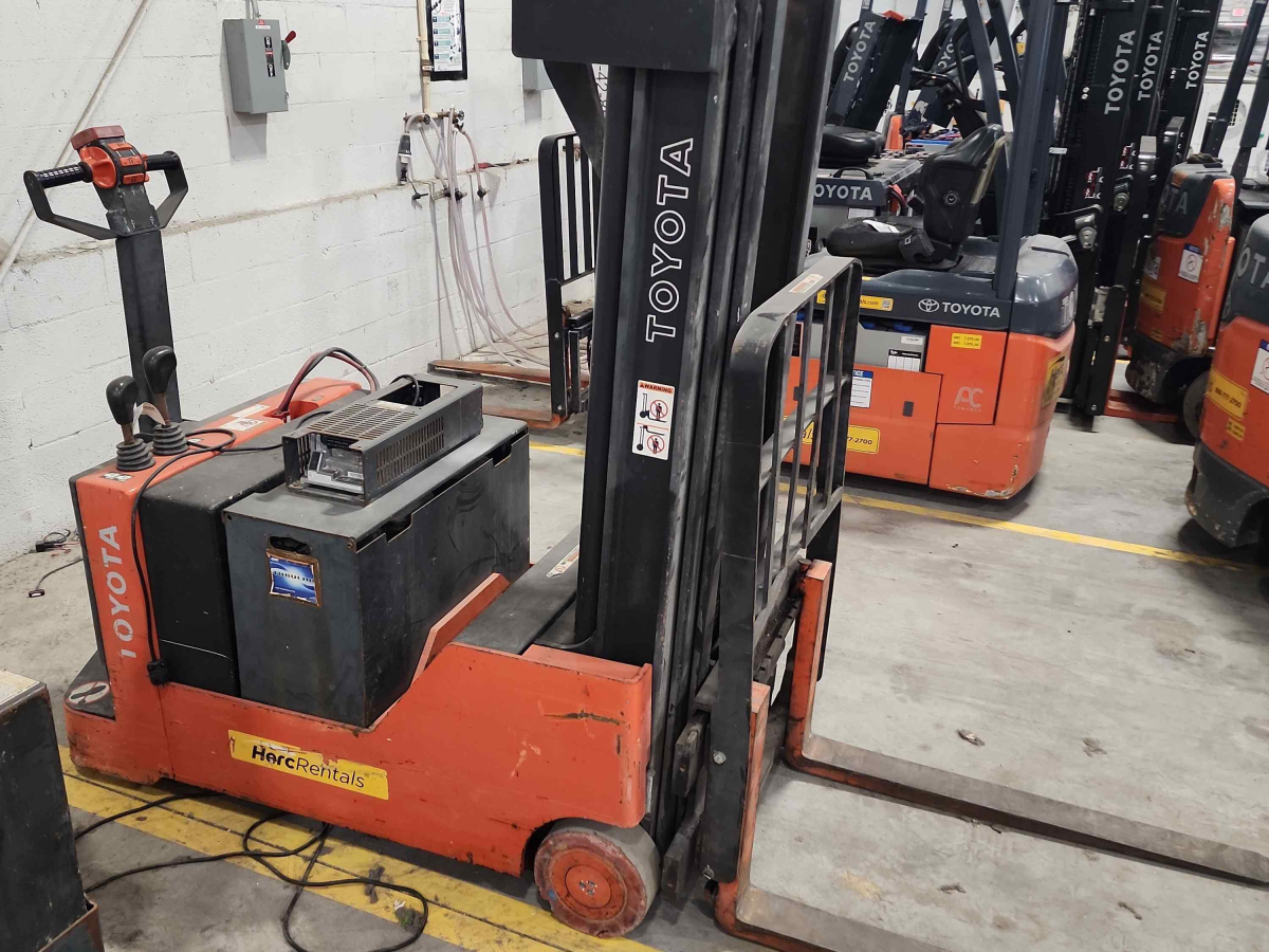 Subcategory - Walk-Behind Electric Stackers | image 1