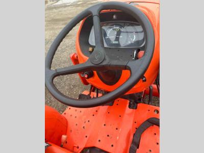 Gallery Thumbnail - Subcategory - Utility Tractors | image 3