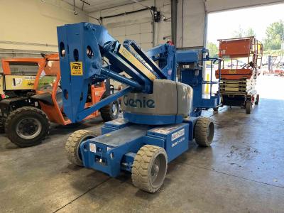 Gallery Thumbnail - Subcategory - 0-39 Ft Electric Articulating Booms | image 2