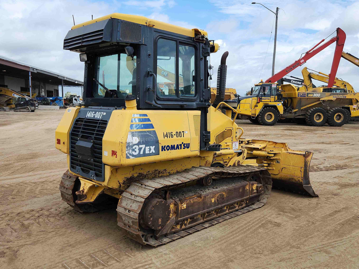 Subcategory - 0-114 HP Crawler Dozers | image 2