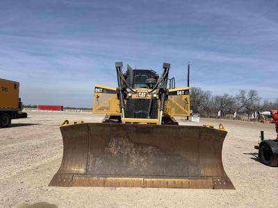 Gallery Thumbnail - Subcategory - 180-299 HP Crawler Dozers | image 3