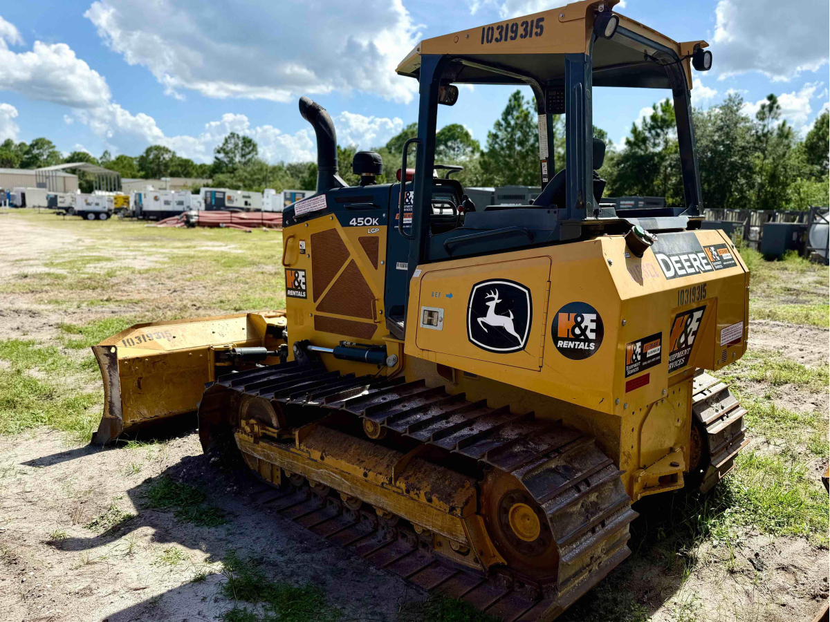 Subcategory - 0-114 HP Crawler Dozers | image 3