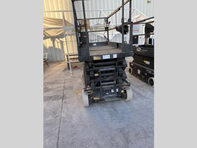 Gallery Thumbnail - Subcategory - 19+ Ft Electric Scissor Lifts | image 2