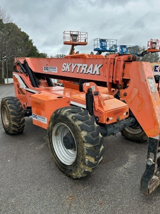 EMRG : 2015 SkyTrak 8042 | Empower Rental Group
