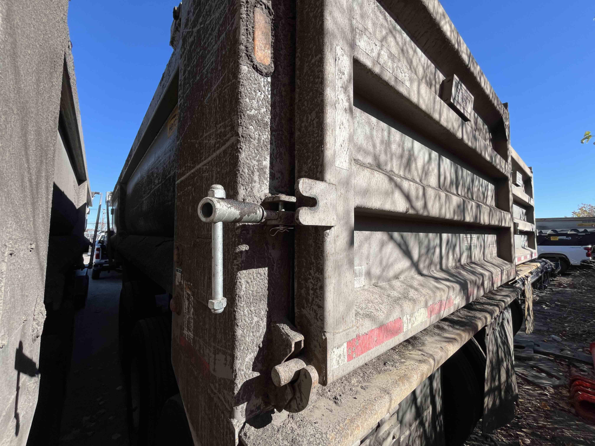 Subcategory - End And Side Dump Trailers | image 1