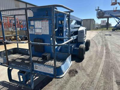 Gallery Thumbnail - Subcategory - 40+ Ft Electric Articulating Booms | image 0