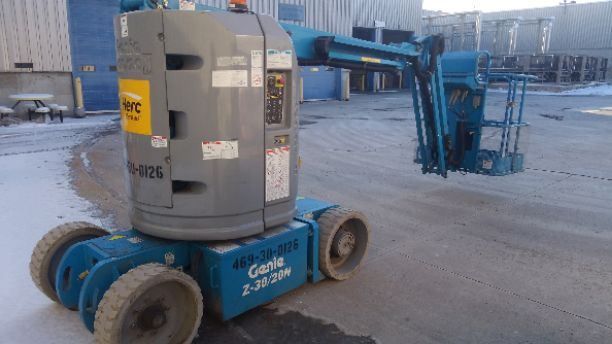 Detail Photo - 2011 Genie Z-30/20N | image 0