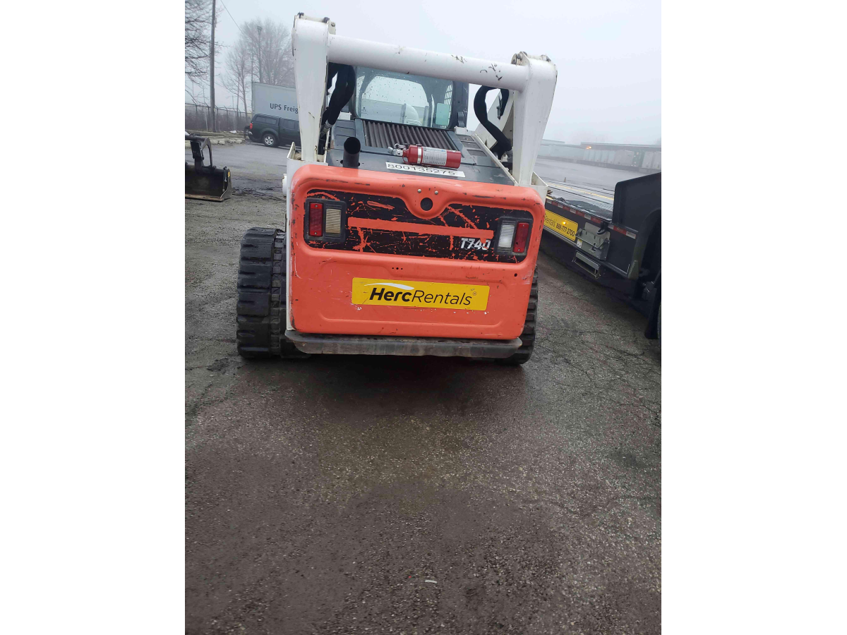 Detail Photo - 2016 Bobcat T740 | image 4