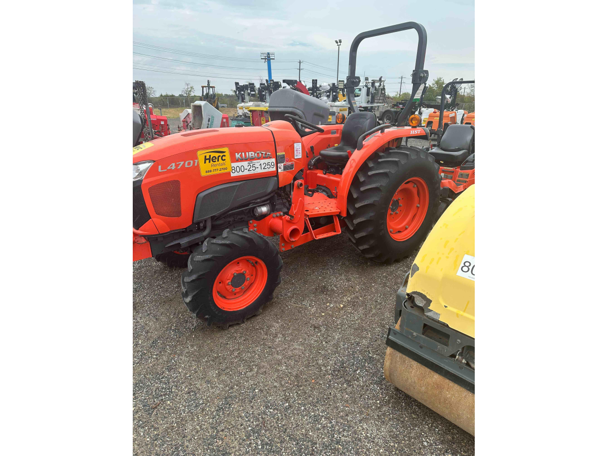 Detail Photo - 2019 Kubota L4701 | image 1