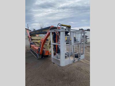 Gallery Thumbnail - Subcategory - Track-Driven Articulating Booms | image 2